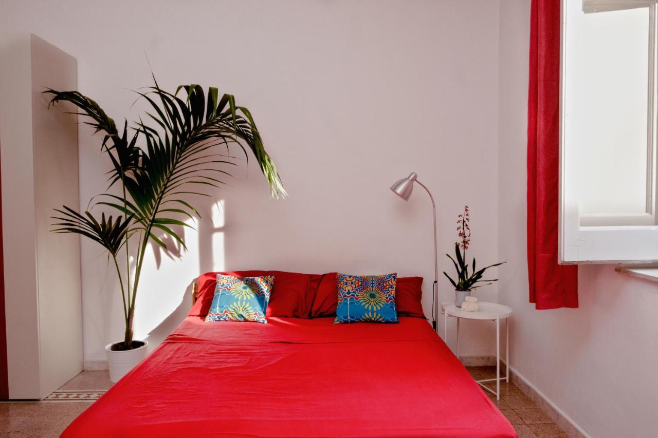 13 Open House Bed & Breakfast ปาแลร์โม ภายนอก รูปภาพ