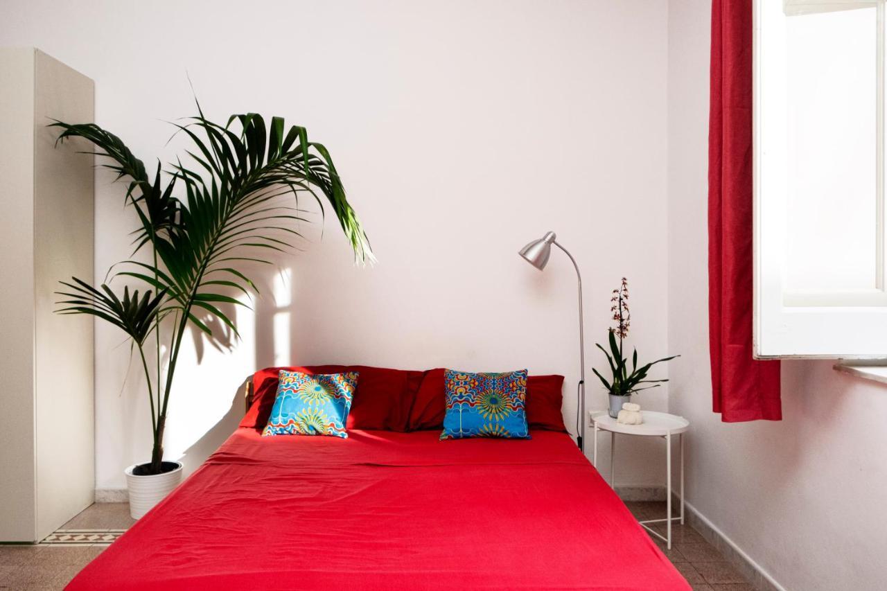 13 Open House Bed & Breakfast ปาแลร์โม ภายนอก รูปภาพ