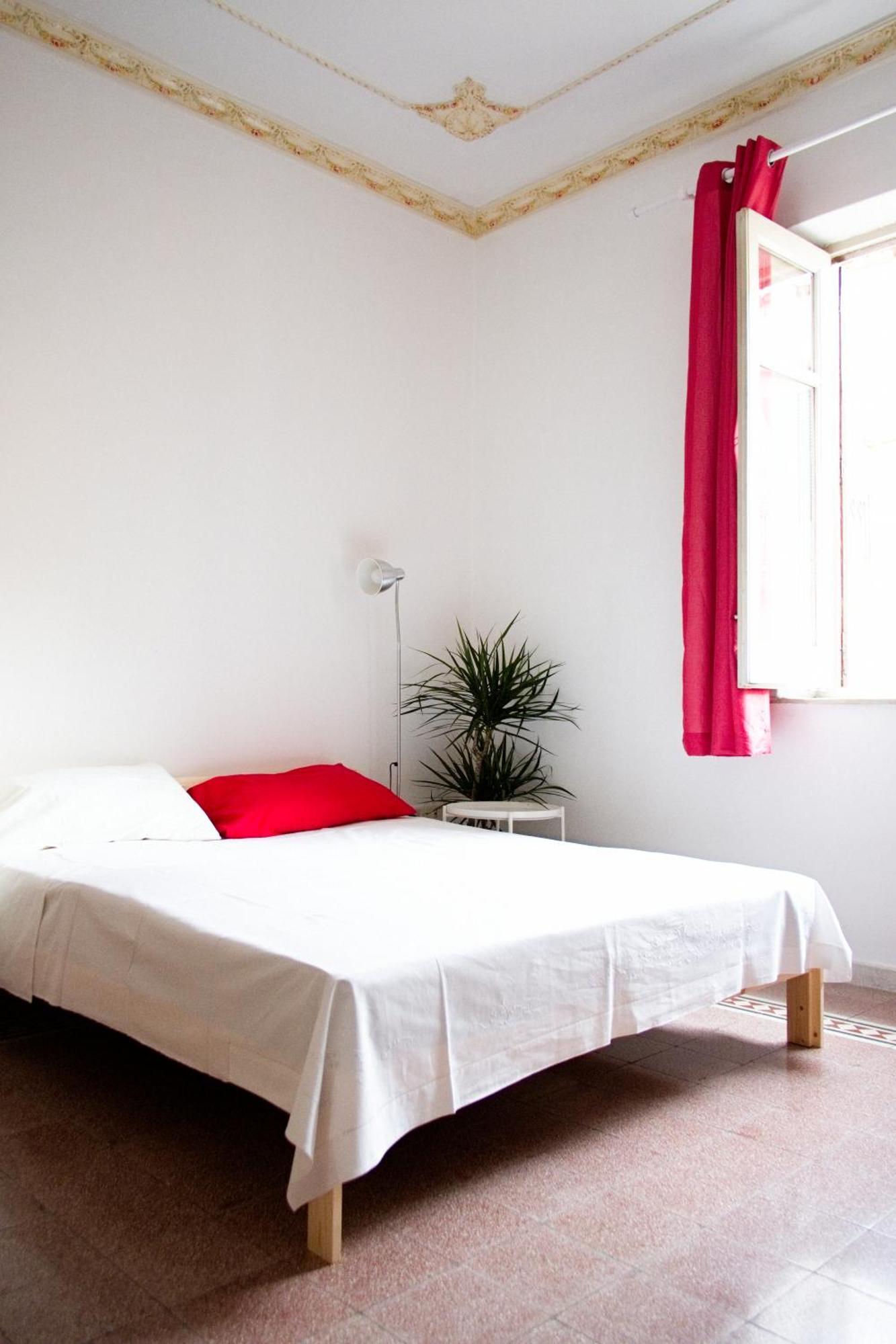 13 Open House Bed & Breakfast ปาแลร์โม ภายนอก รูปภาพ